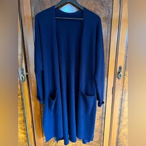 Kit and Ace long deep navy blue sweater